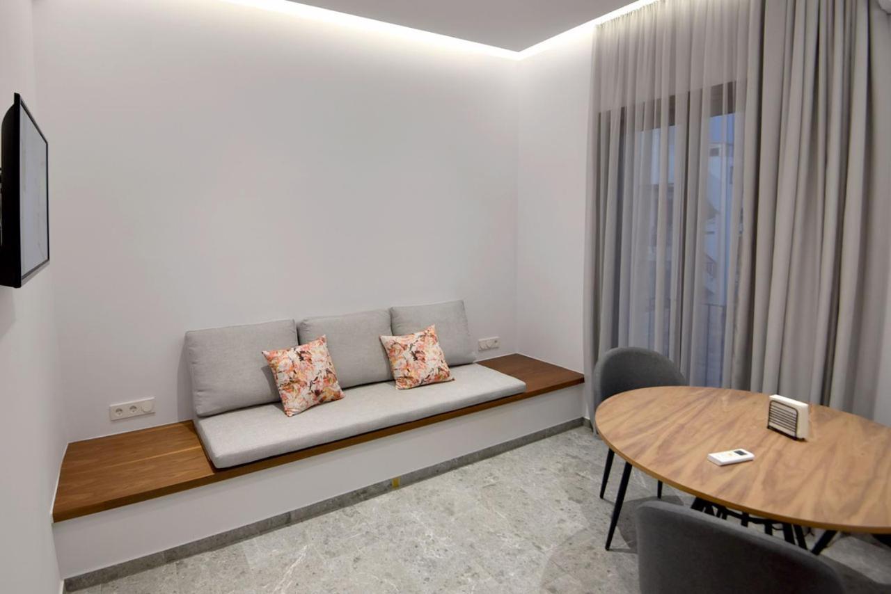 Rose N Stone, Prince, Luxury Apartment Tinos