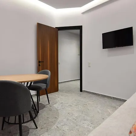 Rose N Stone, Prince, Luxury Houses Тинос Экстерьер фото